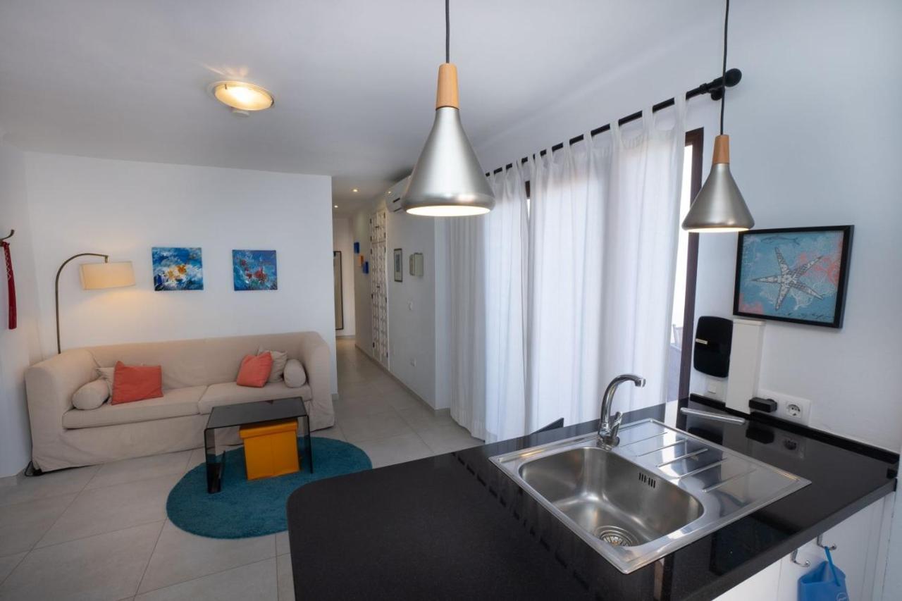 Capistrano Playa 712 Menyber Apartment เนร์คา ภายนอก รูปภาพ
